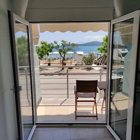 Sea View Nikos *